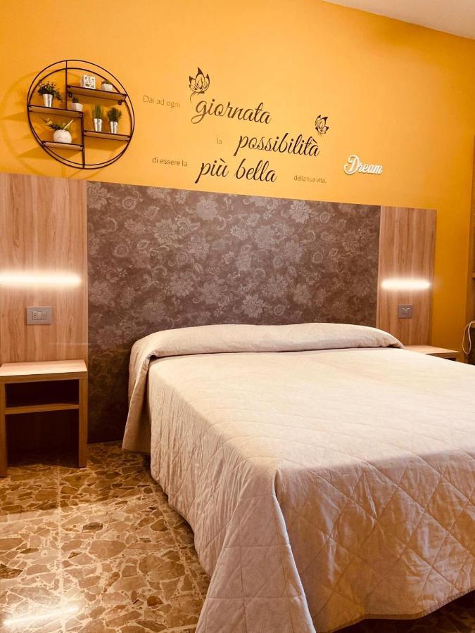 Villa Elisa Gambettola Eksteriør billede
